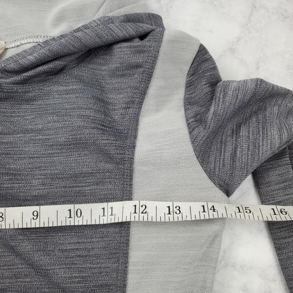 Free People XS Gray Colorblock Hooded‎ Cropped Hoodie Activewear Shirt Fitted - Picture 5 of 12